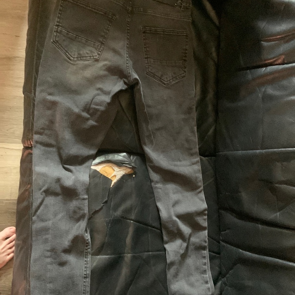 Gray Slim Fit Jeans with Modern Design
